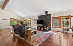 21520 SW EASTVIEW Rd, Sherwood, OR 97140