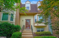 7930 PEYTON FOREST, ANNANDALE, VA 22003