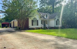 1370 Dan St., Prentiss, MS 39474