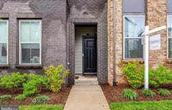 20941 BLUEBIRD SQUARE, STERLING, VA 20165