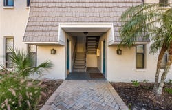 720 LYNDHURST STREET, DUNEDIN, FL 34698