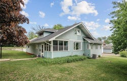 1722 Reaney Avenue E, Saint Paul, MN 55106