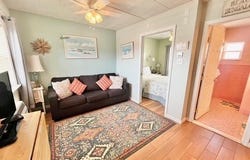 840 Ocean Ave, Ocean City, NJ 08226