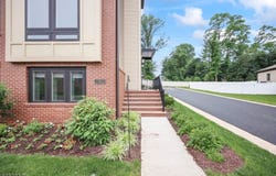 15 E Hartwick Dr, Montgomery Twp., NJ 08558