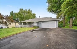 1006 Town And Country Lane, Plattsburg, MO 64477