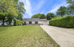121 S Barker Street, New Buffalo, MI 49117