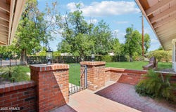 8051 N 15TH Avenue, Phoenix, AZ 85021