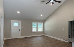 309 N Oakland Avenue, Eden, NC 27288