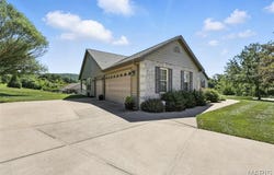 3291 Echo Lake Drive, Byrnes Mill, MO 63025