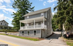 220 CREEK ROAD, CAMP HILL, PA 17011