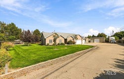 1915 Meadow Ave, Caldwell, ID 83605