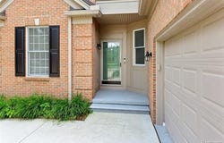 542 Wyngate Drive, Rochester Hills, MI 48307