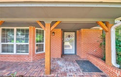 1506 W Walnut Street, El Reno, OK 73036