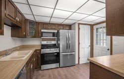 182 Windsor Court, New Brighton, MN 55112