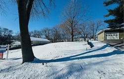1464 Idaho Avenue S, Saint Louis Park, MN 55426