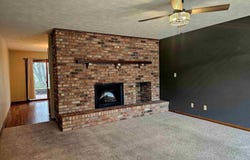 214 Northridge Ct, Lindsborg, KS 67456