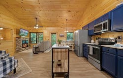 1613 Bluff Ridge Road, Sevierville, TN 37862