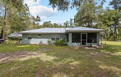 7550 51st Ct, Chiefland, FL 32626