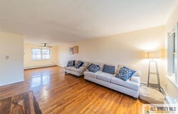 132 The Orchard, East Windsor, NJ 08512