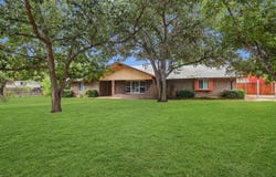 10422 Rocking M, Helotes, TX 78023