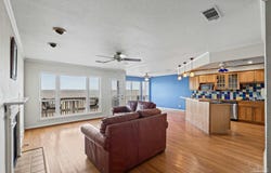8680 Scenic Hwy, Pensacola, FL 32514