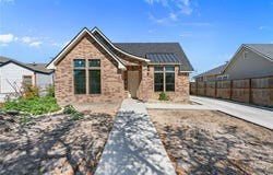 530 Cole Street, Corpus Christi, TX 78404