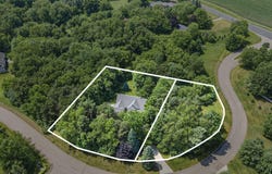 4785 Cottagewood Drive, Kalamazoo, MI 49048