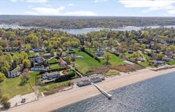 36 Bay Crest Drive, Huntington, NY 11743