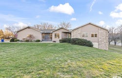 2151 S Imboden Place, Decatur, IL 62521