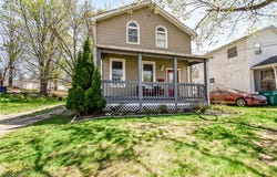 37 S Cedar Street, Geneva, OH 44041