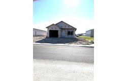 1026 S Eisenhower, Jerome, ID 83338