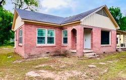 715 N Englewood, Tyler, TX 75704