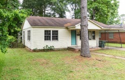 1217 Felix, Magnolia, AR 71753
