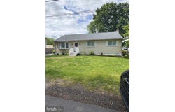 461 E MYRTLE AVENUE, FEASTERVILLE TREVOSE, PA 19053