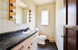 490 Humiston Drive, Bay Village, OH 44140