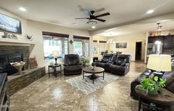 2424 Desert Hills Drive, Alamogordo, NM 88310