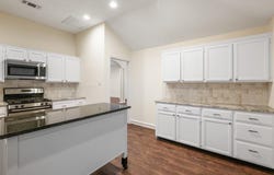 5503 Misty Crest Drive, Arlington, TX 76017