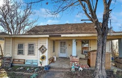 407 N 6th Street, Sayre, OK 73662