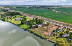 9686 N River Road, Idaho Falls, ID 83402