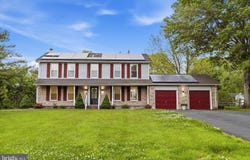 2 NICOLE CT, NEWARK, DE 19702