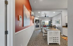 229 COMMERCIAL St NE, Salem, OR 97301