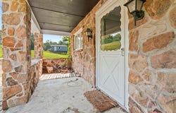 224 East End, Bullskin Twp, PA 15425