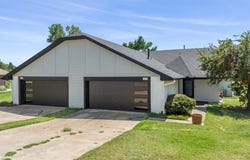 12013 Ashford Drive, Yukon, OK 73099