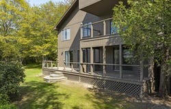 58 Roads End Road, Boothbay Harbor, ME 04538