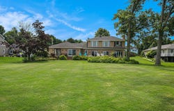 7601 S Indian Lake dr Drive, Vicksburg, MI 49097