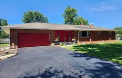 3265 Stelzer Road, Columbus, OH 43219