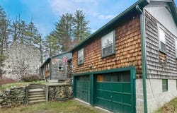 1136 Pine Street, Hopkinton, NH 03229