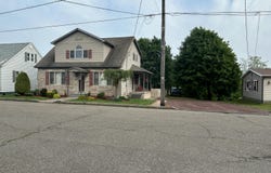 46 E Oak Street, Tresckow, PA 18254