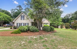 153 SHADY OAK Lane, Prattville, AL 36066