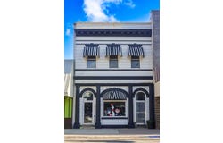 605 Sumner Ave, Humboldt, IA 50548